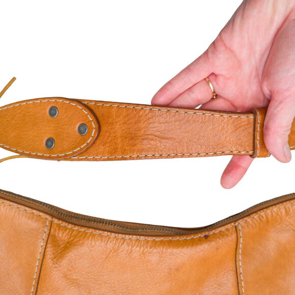 Ruehl No.925 Leather Tote – Abercrombie & Fitch Legacy Line - Picture 11 of 16